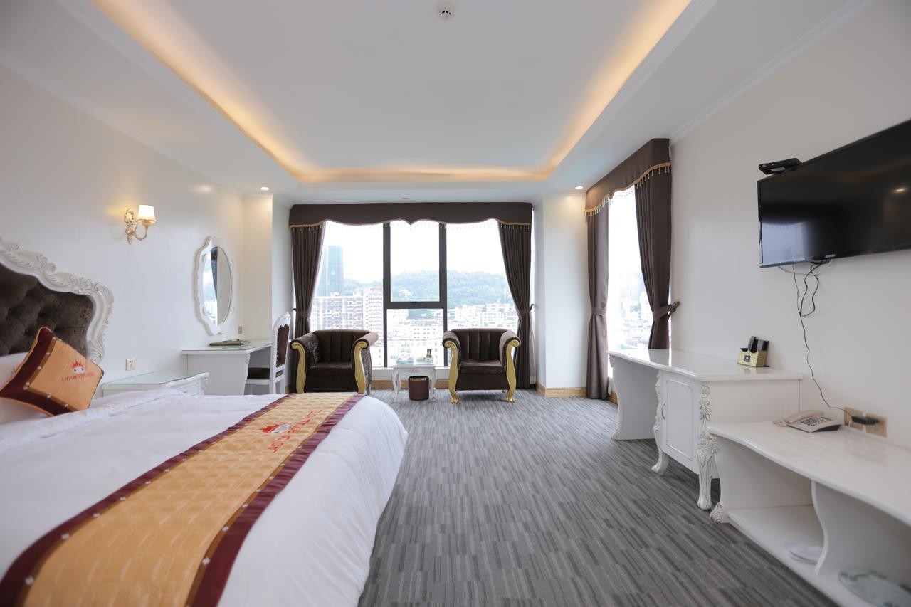 Lao Cai Royal Hotel Buitenkant foto